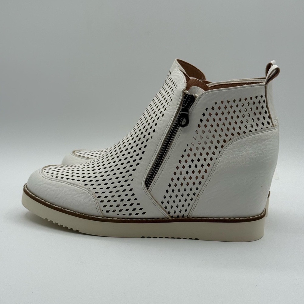 Mi.iM White Perforated Wedge Sneaker Booties – Hidden Heel Zip-Up Casual Chic - Picture 13 of 17